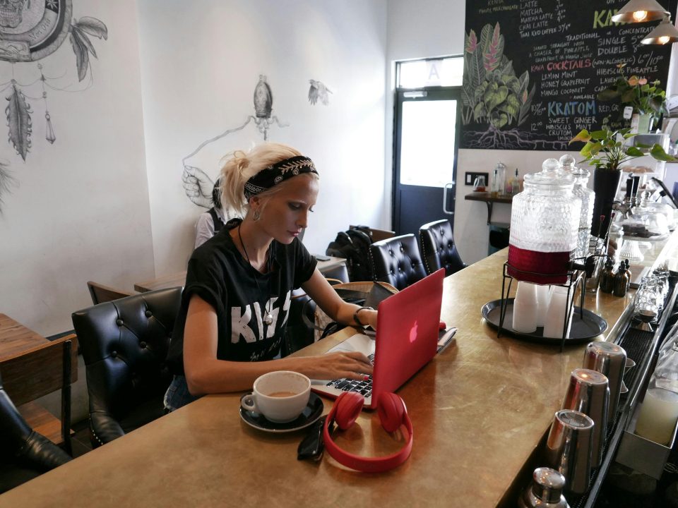 ¡Atención emprendedores extranjeros en España! Nuevas oportunidades y cambios clave en extranjería con el Real Decreto 1155/2024 -